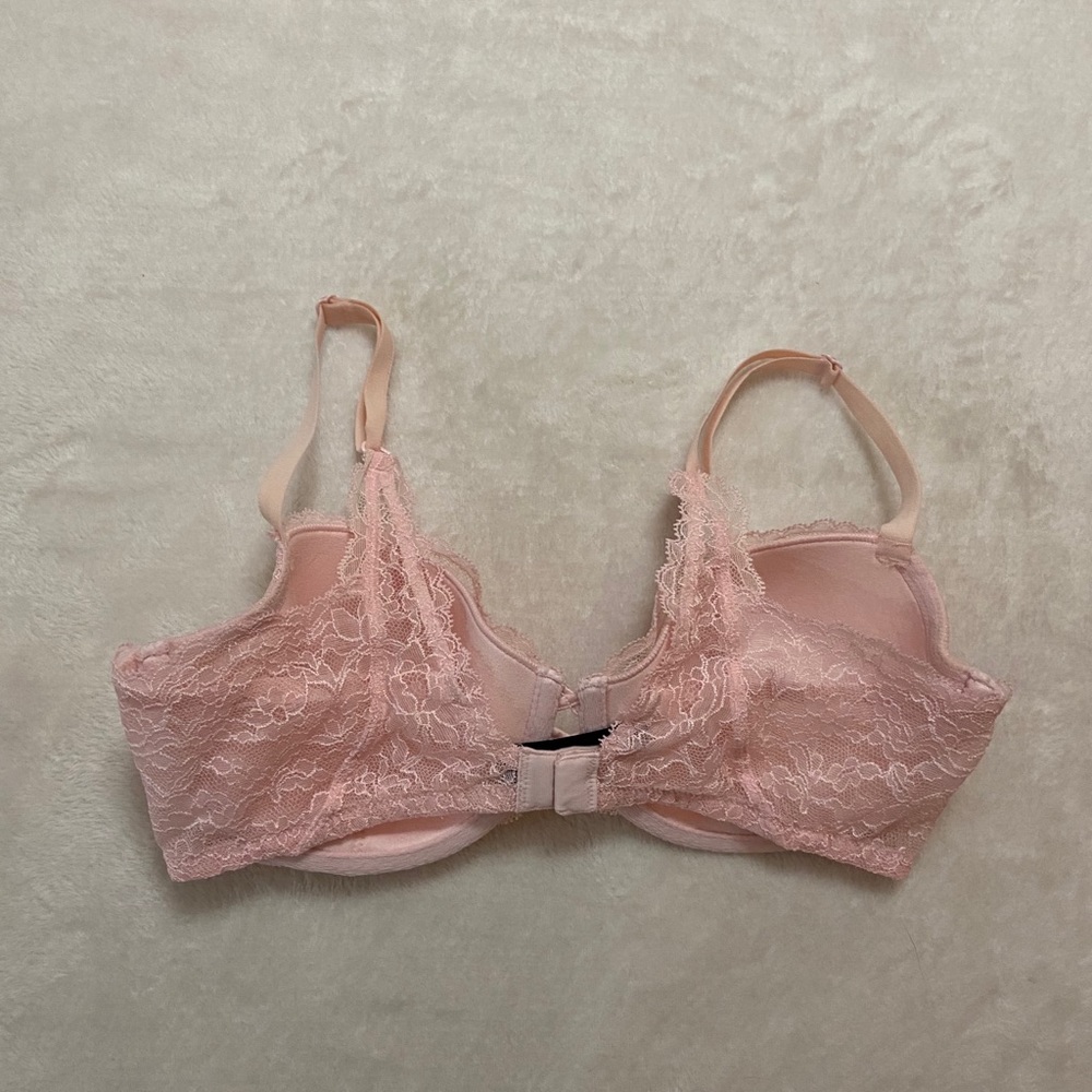 VS Bra - Picture 3 of 6